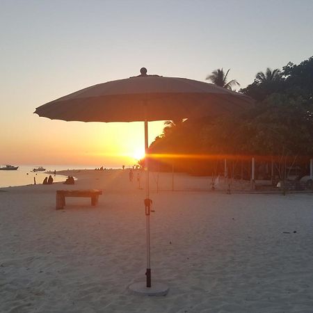 Kinan Retreat Hotel Fulidhoo Exterior photo
