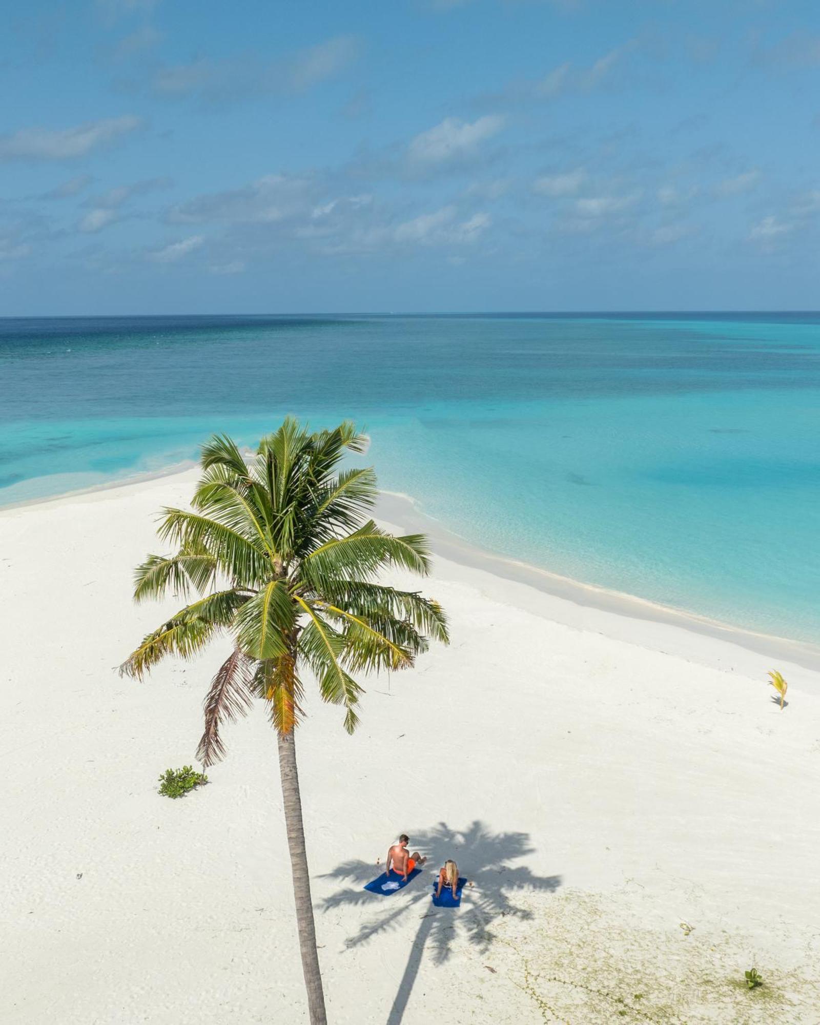 Kinan Retreat Hotel Fulidhoo Exterior photo